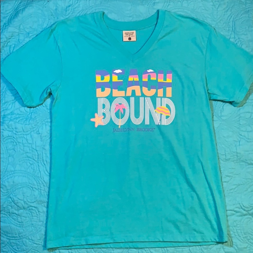 Jadelynn Brooke Beach Short Sleeve Shirt